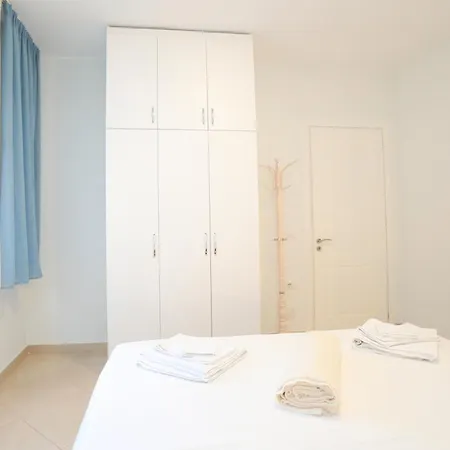 Lungomare 5 Appartement *