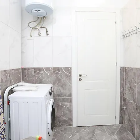 Lungomare 5 * Vlorë